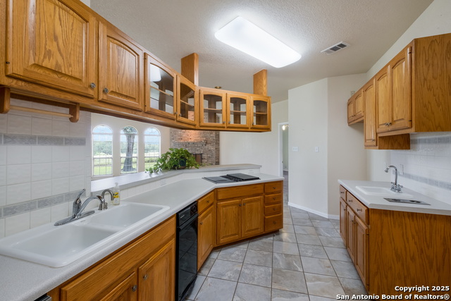 Image 8 of 31 For 228 Fawn Lane