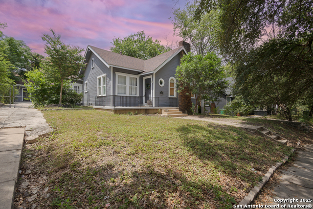 Image 33 of 33 For 414 Rosewood Ave W