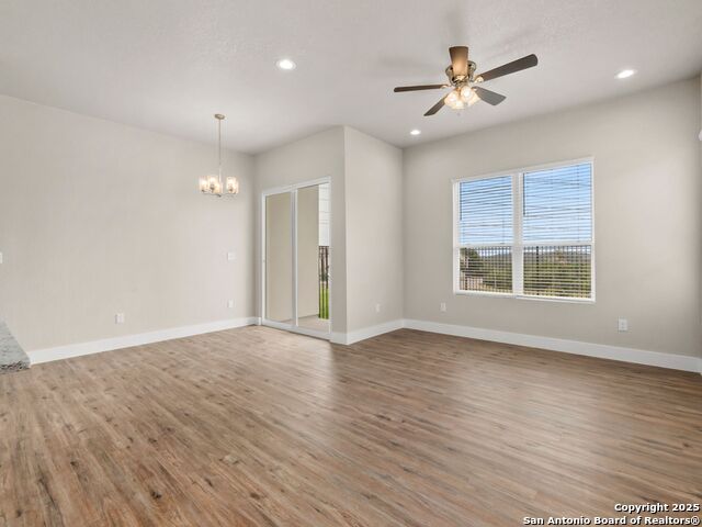 Image 20 of 47 For 119 Avenue Ventana