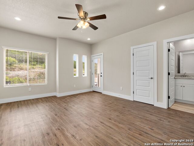 Image 31 of 47 For 119 Avenue Ventana