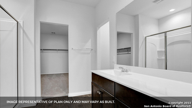 Listing photo id 12 for 21144 Gravel Keep