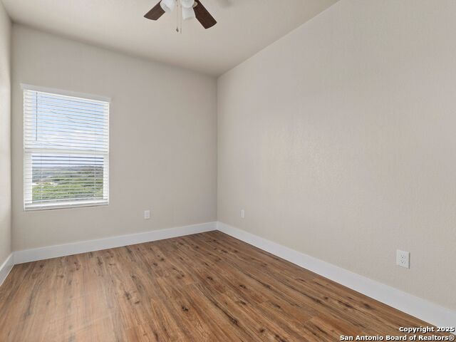 Image 18 of 47 For 115 Avenue Ventana