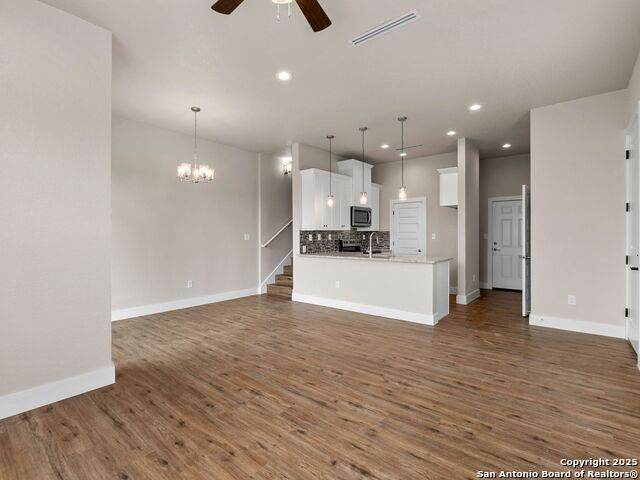 Image 7 of 47 For 115 Avenue Ventana