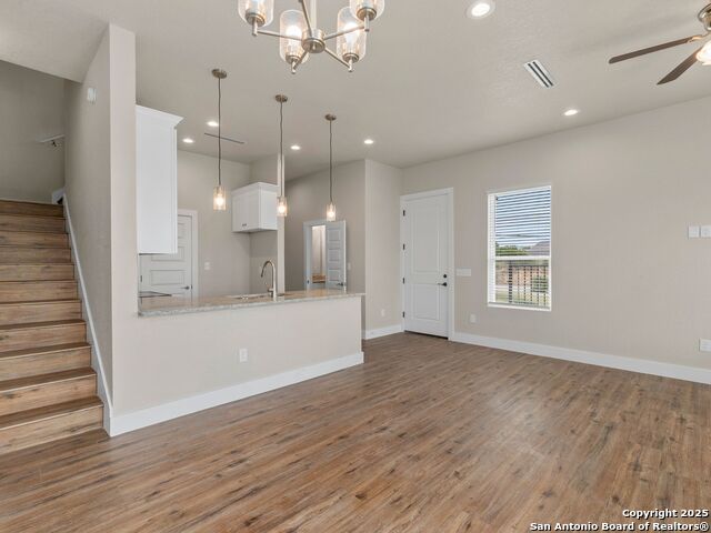 Image 8 of 47 For 115 Avenue Ventana