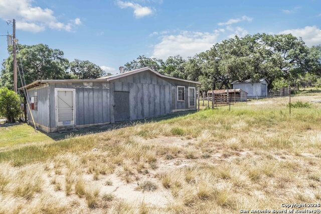 Image 21 of 24 For 10406 Park Road 37