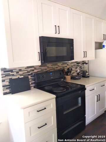 Listing photo id 1 for 8939 Old Sky Harbor