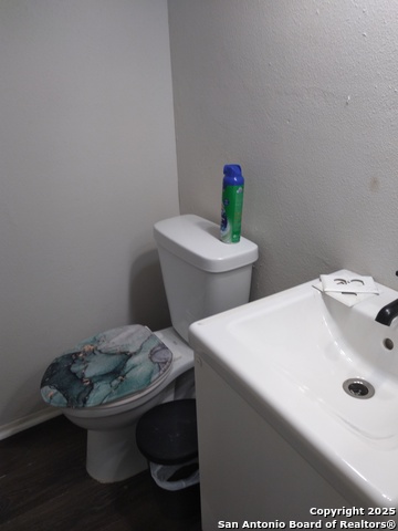 Listing photo id 7 for 8939 Old Sky Harbor