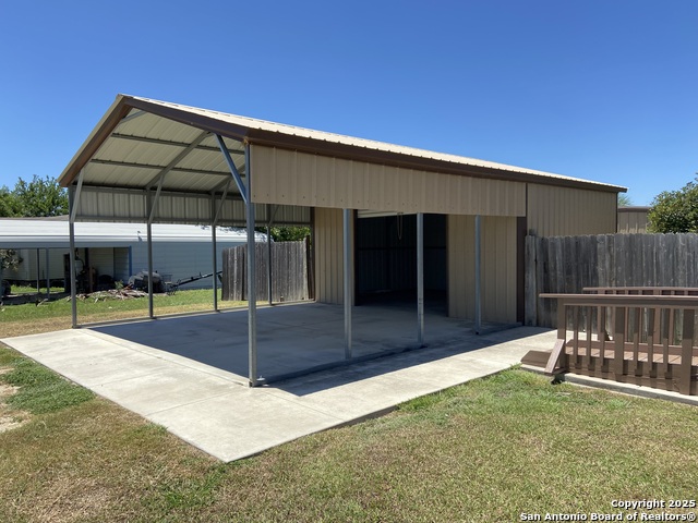 Image 8 of 50 For 145 Davie  