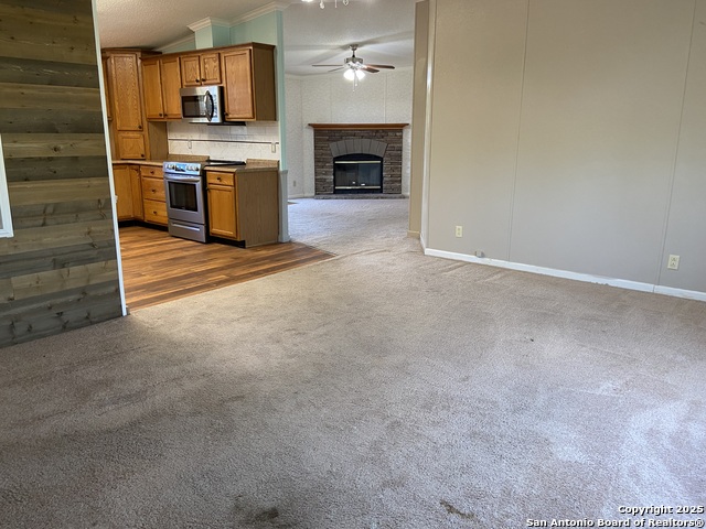 Image 9 of 50 For 145 Davie  