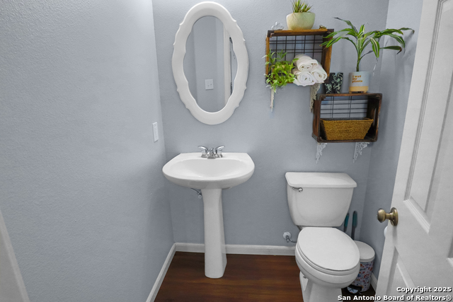 Image 11 of 27 For 309 Hummingbird Dr