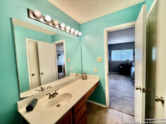 Image 21 of 35 For 3043 Solitaire Hill