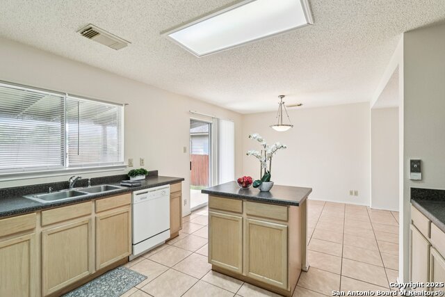 Image 9 of 35 For 11210 Berkley Square