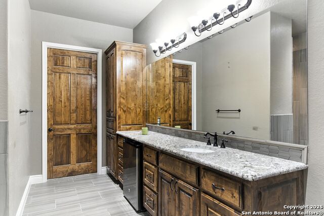 Image 13 of 47 For 5698 Ranch Road 1376