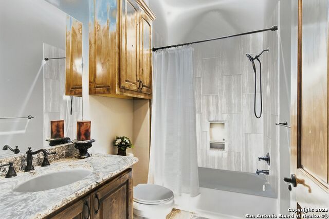 Image 19 of 47 For 5698 Ranch Road 1376