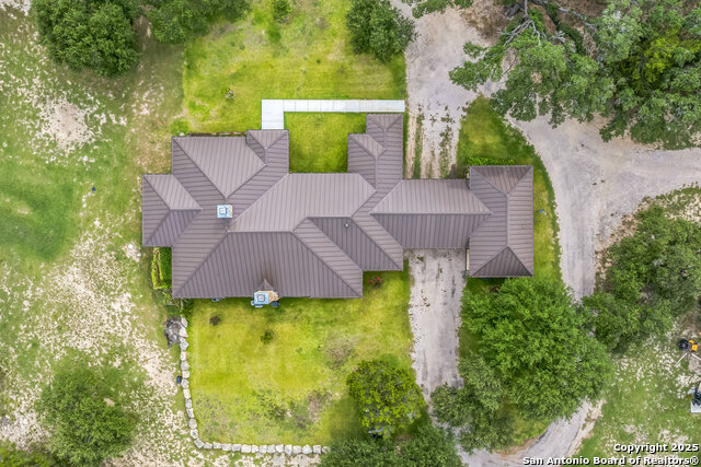 Image 34 of 47 For 5698 Ranch Road 1376