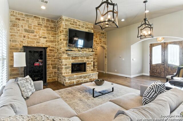 Image 7 of 47 For 5698 Ranch Road 1376