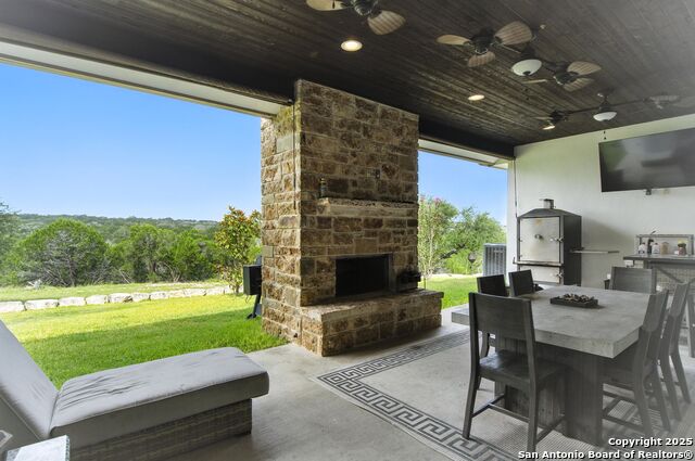 Image 8 of 47 For 5698 Ranch Road 1376