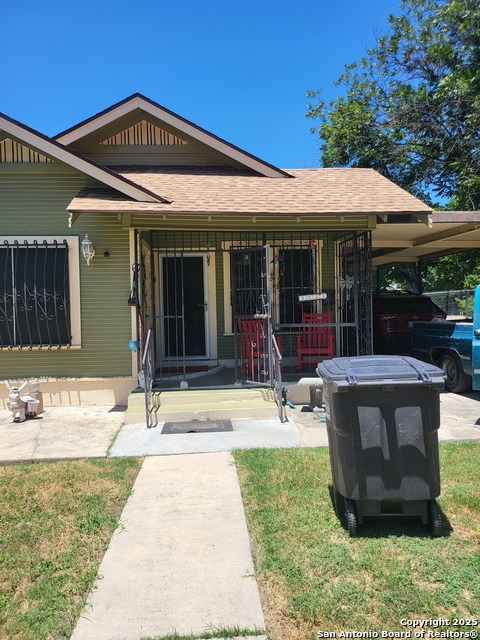 Details for 3023 Travis W, San Antonio, TX 78207