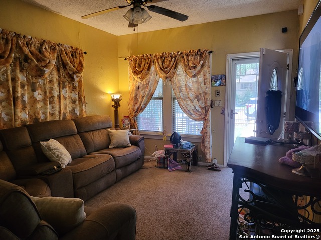 Image 16 of 41 For 3023 Travis W