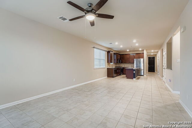 Image 14 of 32 For 2506 Castello Way