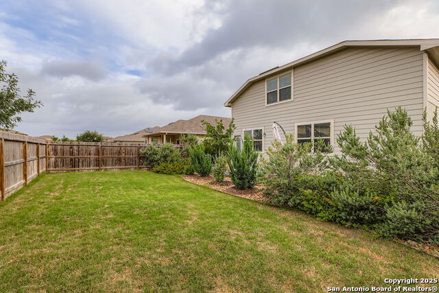 Image 27 of 32 For 2506 Castello Way