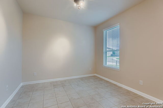 Image 6 of 32 For 2506 Castello Way