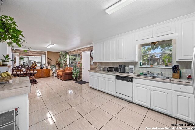 Image 15 of 50 For 1015 Tamworth Dr