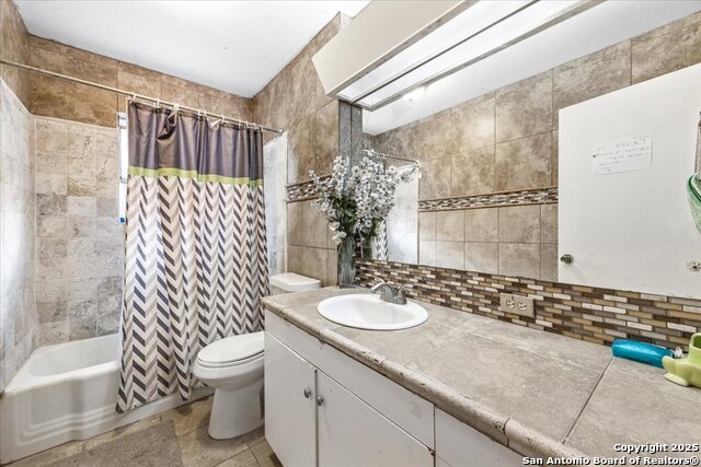 Image 21 of 50 For 1015 Tamworth Dr
