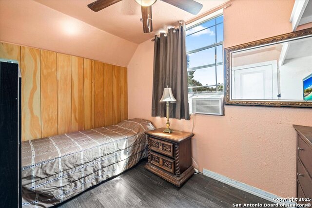 Image 34 of 50 For 1015 Tamworth Dr