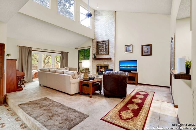 Image 14 of 44 For 13027 Hunters Ledge