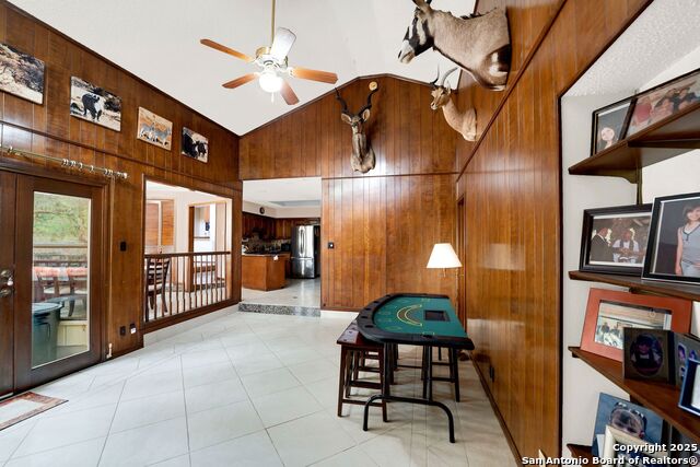 Image 35 of 44 For 13027 Hunters Ledge