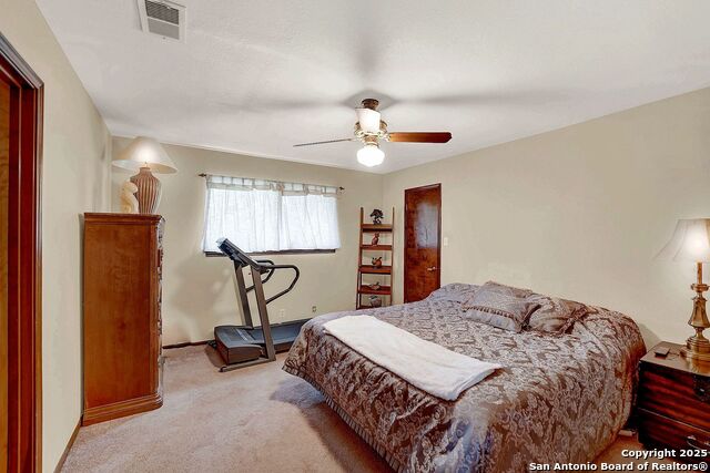 Image 38 of 44 For 13027 Hunters Ledge