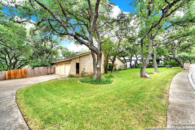 Image 42 of 44 For 13027 Hunters Ledge