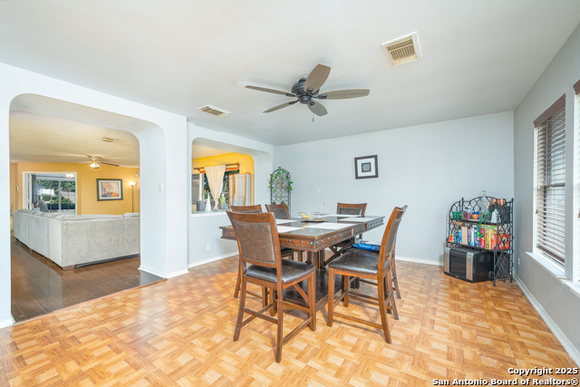 Image 5 of 17 For 7234 Raintree