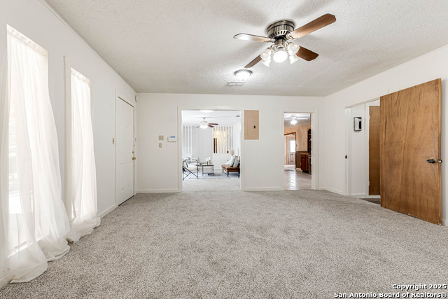 Image 11 of 29 For 5411 Rolling Wood