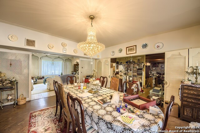 Listing photo id 17 for 1315 Lockhill Selma