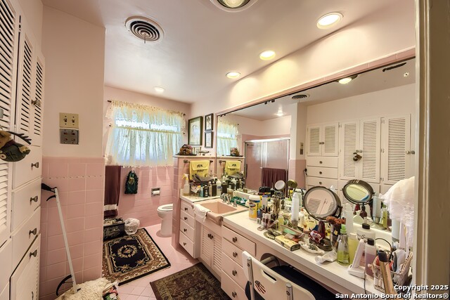 Listing photo id 31 for 1315 Lockhill Selma