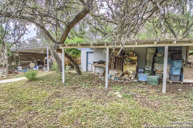 Listing photo id 46 for 1315 Lockhill Selma