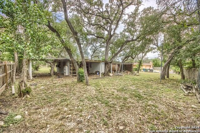 Listing photo id 49 for 1315 Lockhill Selma