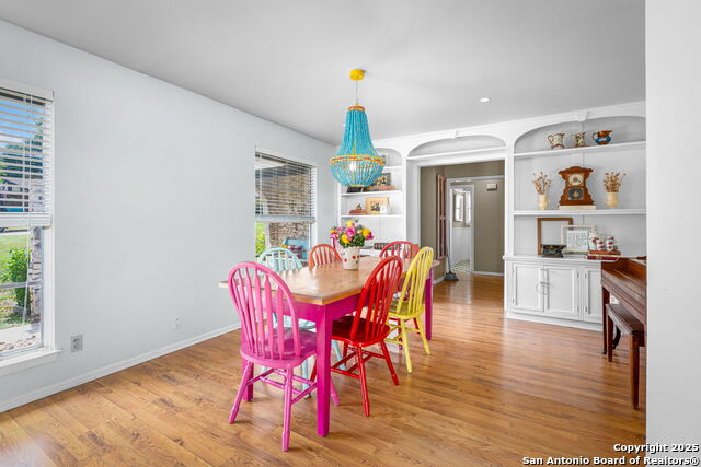 Image 12 of 42 For 211 Greycliff