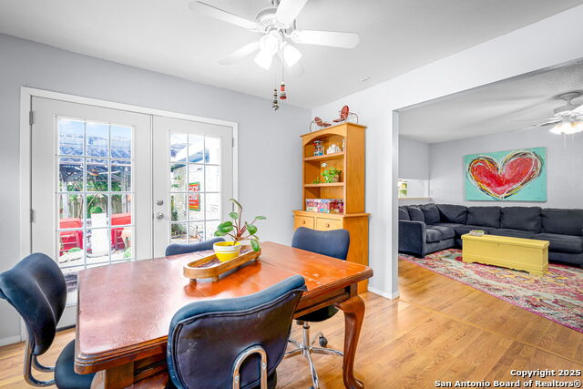 Image 20 of 42 For 211 Greycliff