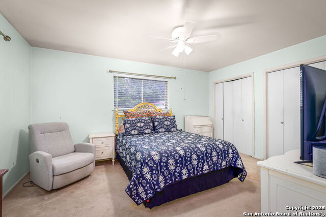 Image 23 of 42 For 211 Greycliff