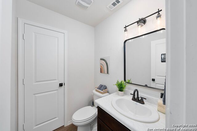 Image 33 of 45 For 5902 Kendall Pr
