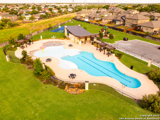 Image 42 of 45 For 5902 Kendall Pr