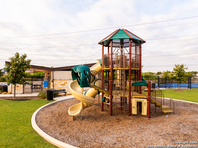 Image 45 of 45 For 5902 Kendall Pr