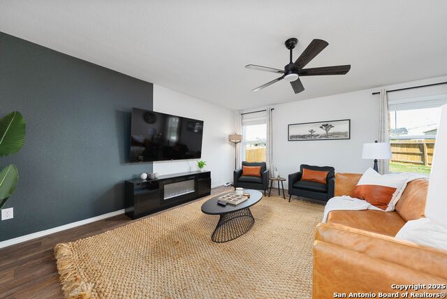 Image 5 of 45 For 5902 Kendall Pr
