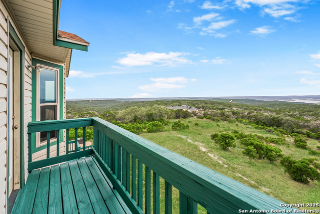 Listing photo id 27 for 1494 County Road 270