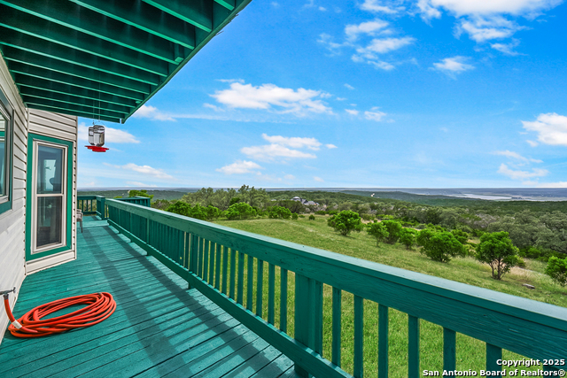 Listing photo id 31 for 1494 County Road 270
