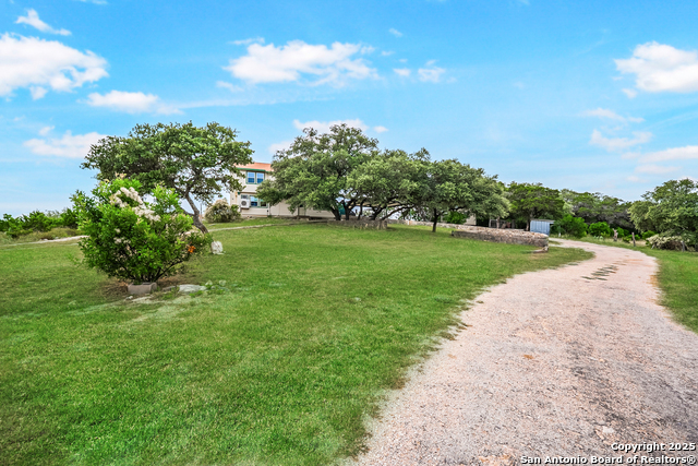 Listing photo id 2 for 1494 County Road 270
