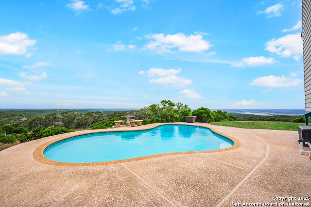 Listing photo id 42 for 1494 County Road 270